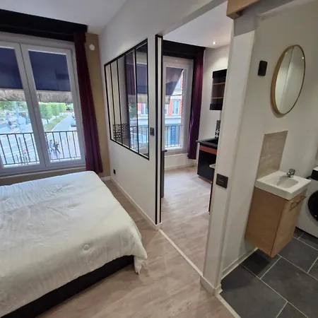 Au Carnot Apartman *