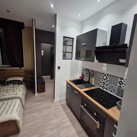 Apartment 5 Place Carnot